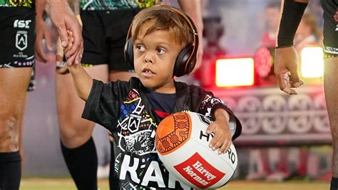 NRL 2020 Quaden Bayles Leads Indigenous All Stars Onto Field At Gold
