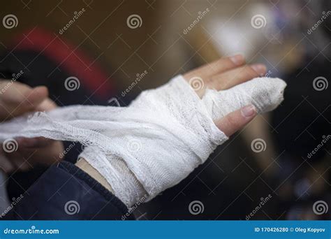 Applying A Bandage To A Broken Finger Stock Photo Image Of Broken