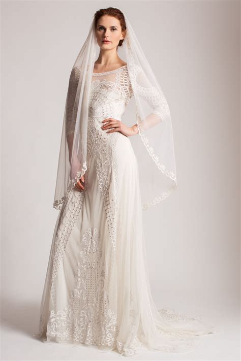 31 wedding dresses with sleeves show the sexier side of covered up glamour