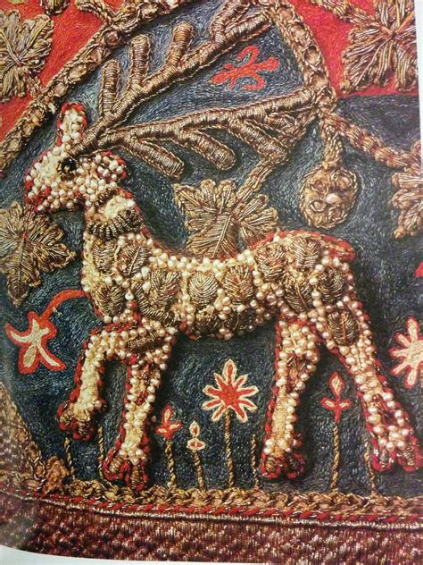 Pin By Ximena Ramirez On Embroidery Medieval Embroidery Bead