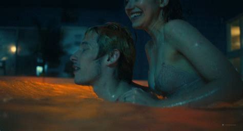 Imogen Poots Nuda Anni In Mobile Homes