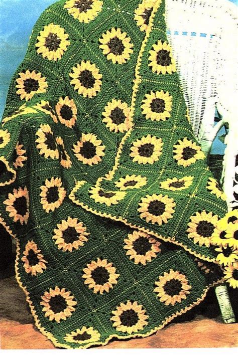 This Gorgeous Sunflower Afghan Will Bring Spring Right Into Your Living