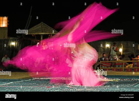 Belly Dancer Dubai Hi Res Stock Photography And Images Alamy