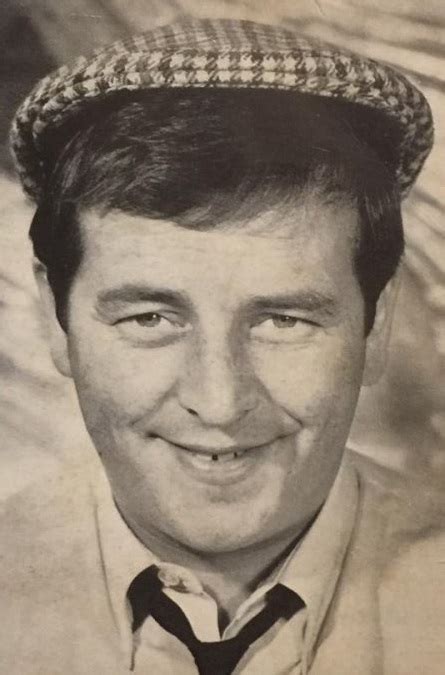 Beginning in 1974, sigley was the host of the national nine network variety show, the ernie sigley show, featuring notable australian media personalities such as denise drysdale, noni hazlehurst, pete smith and joy westmore. HISTORY OF AUSTRALIAN MUSIC FROM 1960 UNTIL 2010: ERNIE SIGLEY