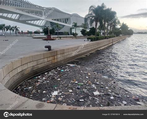 Garbage Pollution Guanabara Bay June 2022 Rio Janeiro Brazil Today