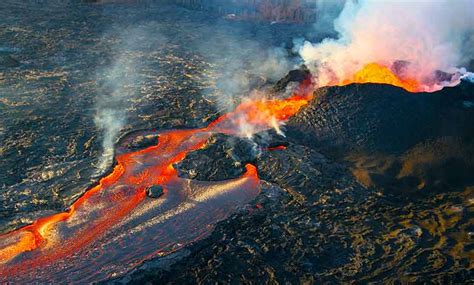 How Does Magma Form? (Composition And Characteristic) - JournalHow