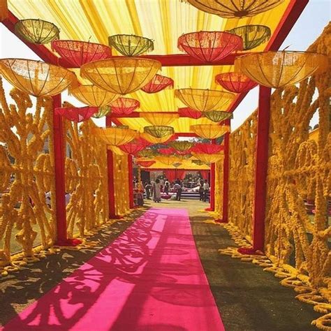 8 Cool Ways To Use Umbrellas As Decor At Your Indian Wedding! - Blog