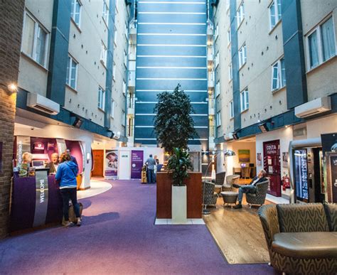 See 5,865 traveller reviews, 659 candid photos, and great deals for premier inn london king's cross hotel, ranked #332 of 1,173 hotels in london and rated 4.5 of 5 at tripadvisor. PREMIER INN LONDON KINGS CROSS HOTEL - Reviews, Photos ...