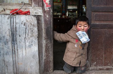 Chinas Xi Jinping Faces Problem Of Rural Poverty The New York Times