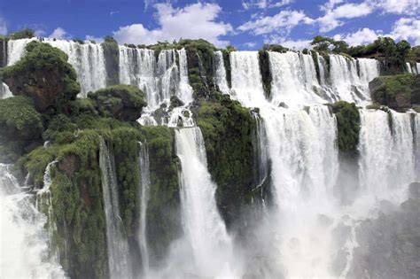 Zoom Sur Les Chutes Diguazu Entre Largentine Et Le Brésil