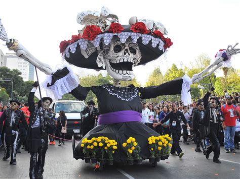 Thank James Bond For Mexico Citys First Ever Day Of The Dead Parade