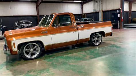 1977 Gmc Sierra Classic Swb Sits Low On 20s To Flaunt Two Tone Square