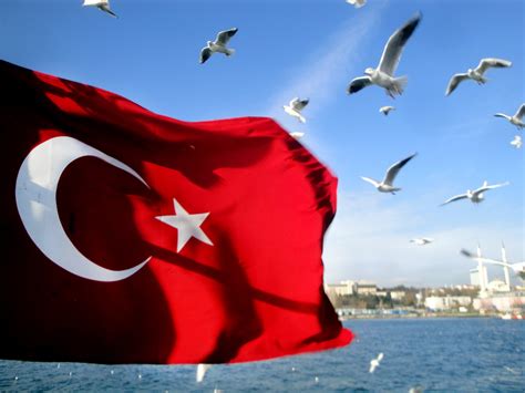 Manzaralı Türk Bayrakları Türk Bayrakları