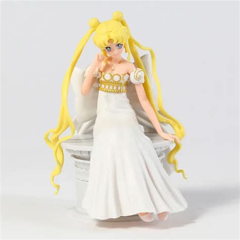 Anime Sailor Moon Tsukino Usagi Eternal Princess Serenity Pvc Figure