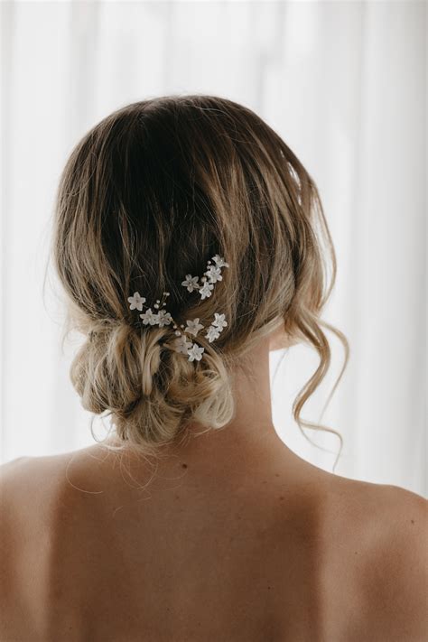 5 Exquisite Wedding Hair Pins For The Fuss Free Bride Tania Maras
