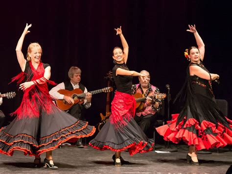 René Heredias Gypsy Flamenco Fire Lights Up Denver 1014 Yourhub