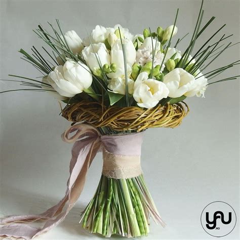 Buchet Flori ALBE Lalele Zambile Frezii YaU Concept BLOG