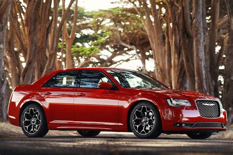 Next Generation Chrysler 300 Will Be Fully Electric Carbuzz