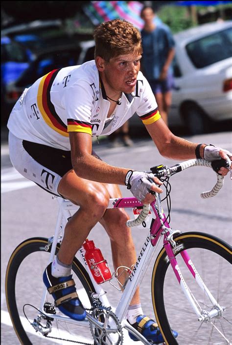 Former professional cyclist jan ullrich has for the first time admitted to blood doping, a german magazine is reporting. Jan Ullrich, 1997 by Graham Watson. Campagnolo 9 speed | Maillot ciclista, Ciclismo, Ciclista