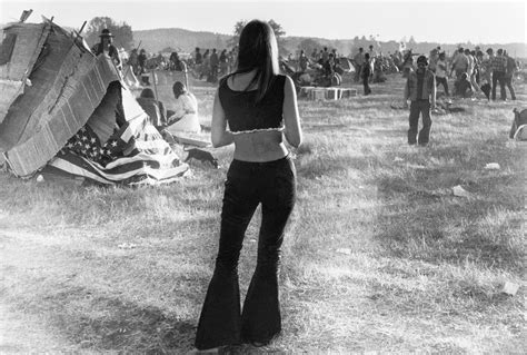 Girls Of Woodstock The Best Beauty And Style Moments From 1969 ~ Vintage Everyday