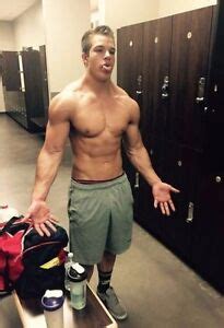 Shirtless Male Muscular Beefcake Nude Gym Jock Locker Room Hunk Photo