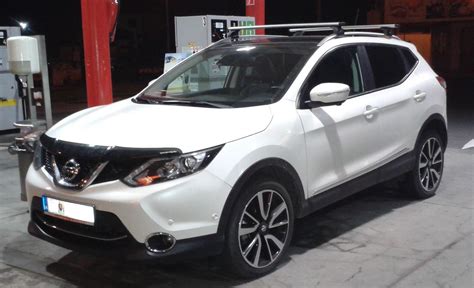 The first generation of the vehicle was sold under the name nissan. 2014 Nissan Qashqai J10, 1. generace 1.6 diesel 96 kW