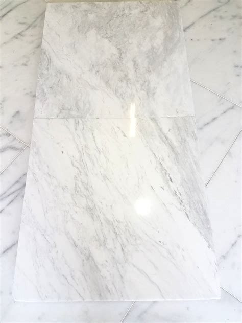 Carrara Volakas 24x24 Marble Tile