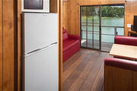 This is the place to get away from it all and not worry about the danged old pandemic. Home apps.gracesoft.com