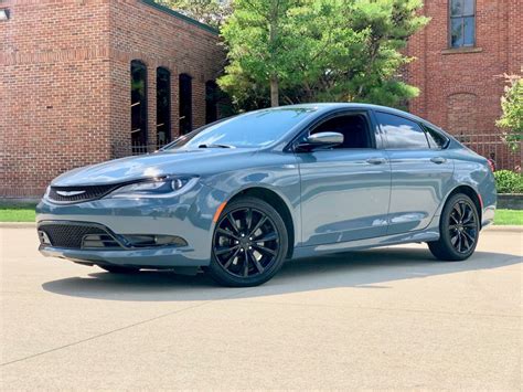 2015 Chrysler 200s Showdown Auto Sales Drive Your Dream