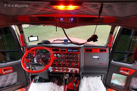 Kenworth W900l Interior