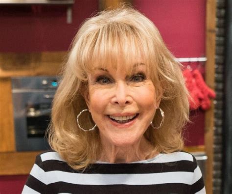Barbara Eden Biography Childhood Life Achievements And Timeline