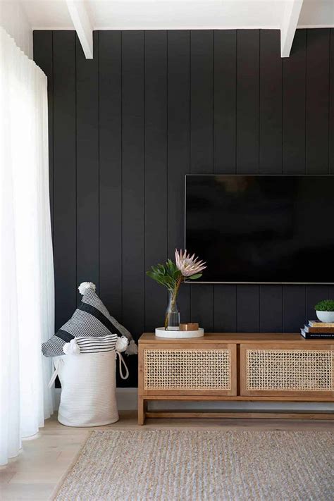 Go Bold And Get Inspired With Black Walls Style Curator
