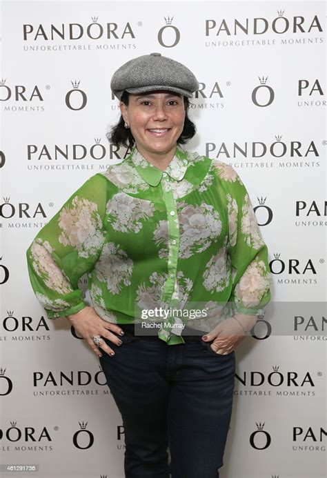 Actress Alex Borstein Attends The Hbo Luxury Lounge Featuring Pandora News Photo Getty Images
