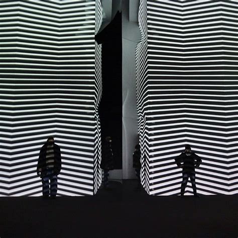 Visitors Interact With Chicagos Mind Bending Light Projections My