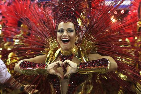 Rio De Janeiro Carnival 2014 First Night Of Worlds Most Spectacular Party