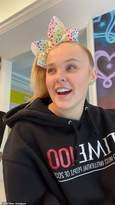 Jojo Siwa And Girlfriend Kylie Go Instagram Official Daily Mail Online