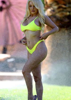 Courtney Stodden In Yellow Bikini At The Pool In Palm Springs Gotceleb The Best Porn Website