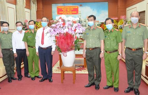 Chậm trễ khắc phục hậu quả bão lũ. Công an TPHCM luôn có nhiều sáng tạo, kiên cường, xứng ...