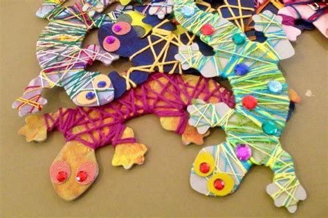Stadt mit häusern, bäumen, autos und männchen2. Wickelgecko | Basteln und selbermachen, Kunst für kinder ...