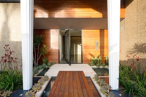 17 Irresistible Contemporary Entry Designs You Cant Not Love