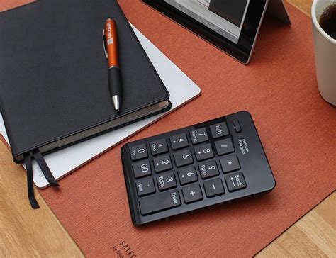 Bluetooth Numeric Keypad By Satechi Gadget Flow