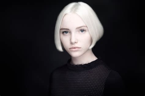 1080p Short Hair Portrait Platinum Blonde Blonde Simple Background