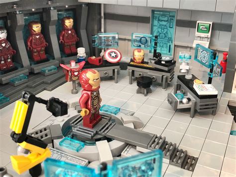 Lego Malibu Mansion Mk4 Tony Starks Workshop And Iron Man Suit