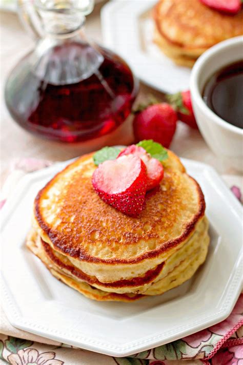 Sour Cream Pancakes Pioneer Woman Recipe Bunnys Warm Oven