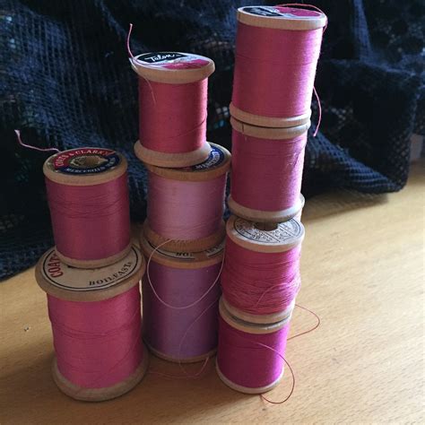 Vintage Lot Of Wooden Thread Spools For Sewing Crafting Etsy Wooden