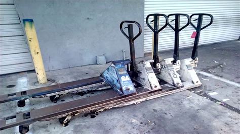 The first thing you need to know about operating and maneuvering a manual pallet jack safely. Pallet jacks repair in Montebello, Ca. | Phone: 323-516 ...