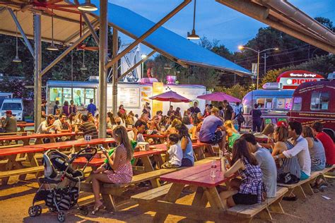 Hoping to beat the rush of people i knew would soon be crowded around the three food trailers currently hitched there. Best of Barton Springs | Austin's Zilker Park ...