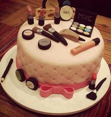 Maybe you would like to learn more about one of these? ♥ amazing #makeup birthday cake | Birthday cakes. Ideas. Party | Pinterest