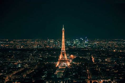 8 Tips For Visiting The Eiffel Tower At Night Discover