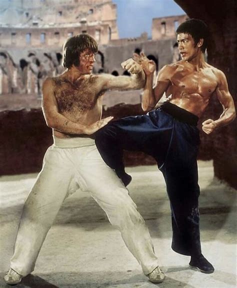 Bruce and Chuck Norris in Way Of The Dragon. | Bruce lee ...